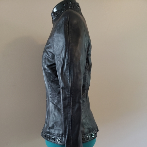 Black leather fitted jacket - Picture 4 of 4